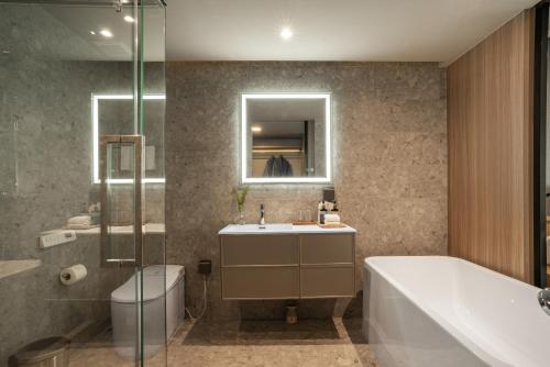 room detail thumbnail 2