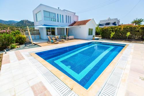 Villa Med. Coast Deluxe 1