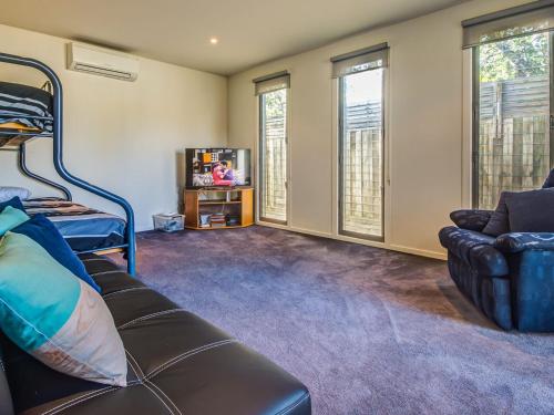 Holiday Home image 8