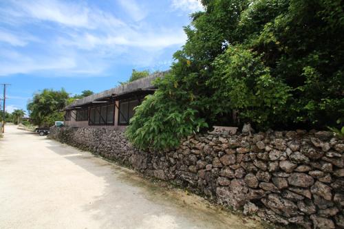 Exterior view, Taketomijima Guesthouse and je Taime in Taketomi
