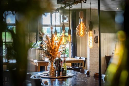 Food and beverages, Prins Hendrik Texel in Oosterend