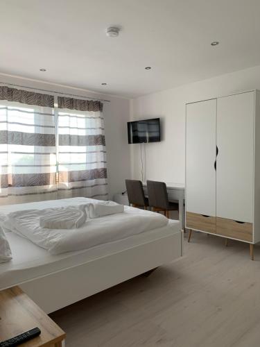 HGH - Hotel Garni Helbig - image 2