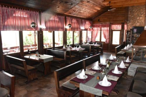 OSTROG Aparthotel KOLIBA-VLASTNISTVO MANASTIRA OSTROG in Niksic