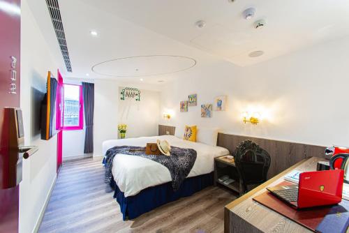 room detail thumbnail 0