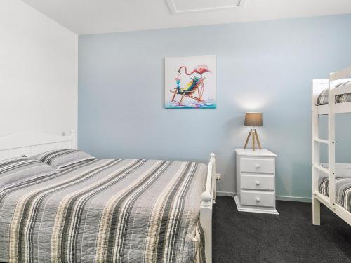 Six-Bedroom House image 10