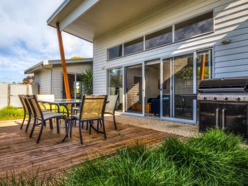 Beach Retreat on Koala - Flinders Somers Coastal Reserve
