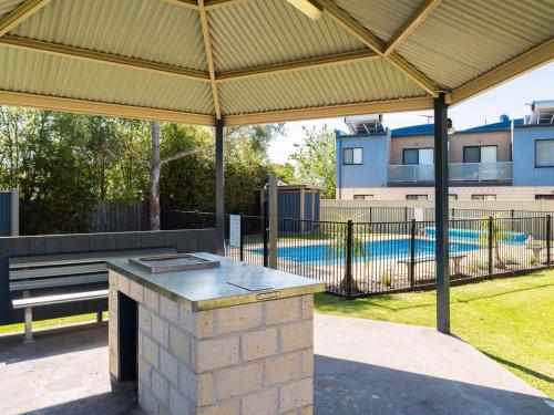 Holiday Home image 1