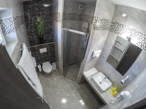 Főnix Apartman - image 5