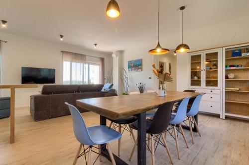 Senorita mit Pool in Pula in Vintijan