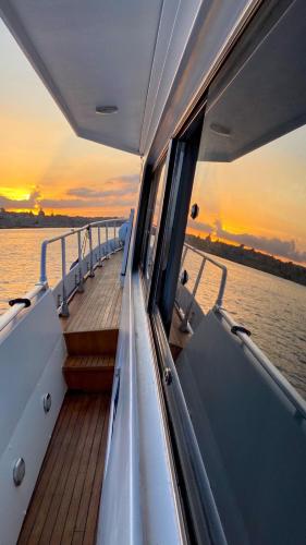 Sea BaronIV "BedsonBoat" 5