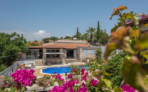 Cyprus Villages - Bed & Breakfast - With Access To Pool And Stunning View