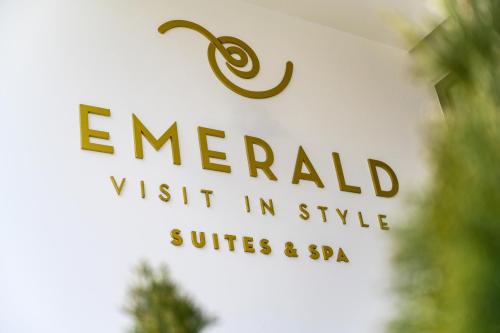 Entrance, Emerald Suites in Florina