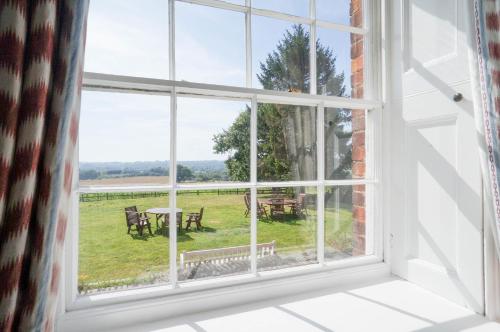 View, Colthrop Manor with Gardens in Thatcham