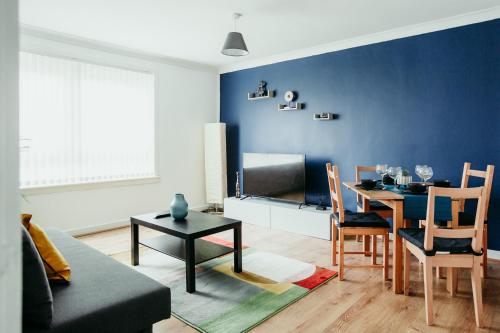 Bell Street Spacious Contractor Apartment For Up To 4 People By Dream Key Solution, , Glasgow