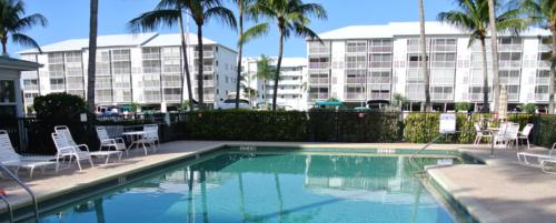 Ernie & Rose's Fort Myers Beach Condo - Monthly