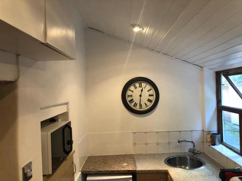 Mole Cottage - image 6