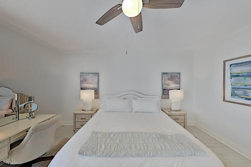 Gulf-Front! Luxury Corner Condo with Pools & Gym condo - image 8
