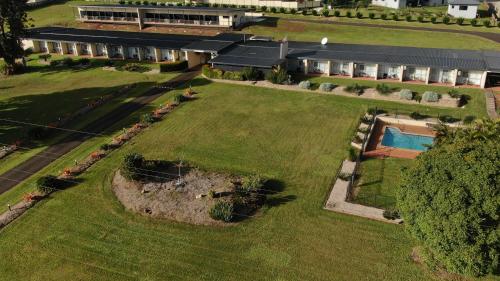 Atherton Apartments in Atherton