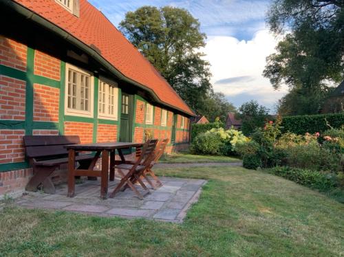 Μπαλκόνι/βεράντα, Fachwerk-Idyll 1781 in Ζίβεν