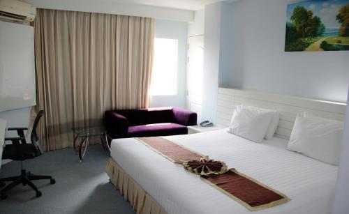 V Verve Service Apartment Hotel