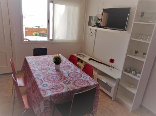 Mafasca, comodo e silenzioso, terrazza e cortile, WI-Fi, Morro del Jable (photo 7)
