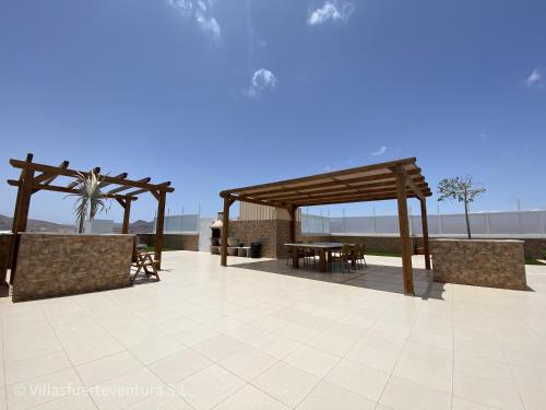 City Apartment Nº 6 - image 8