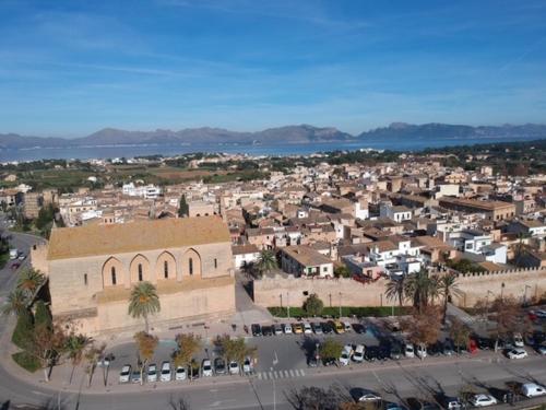 Casa Sa Pedra, en el centro historico de Alcudia