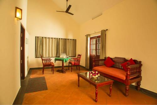 2 bedrooms, 3 beds
