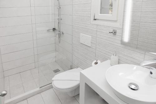  Mika Bungalows in Naoussa