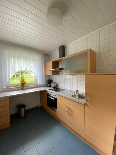 Kitchen, Gemutliches Appartement - WBS in Goldkronach