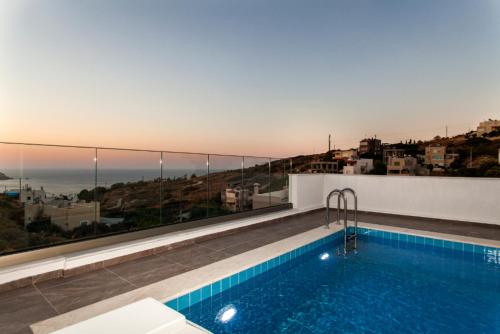 Luxurious Rikas Villa - image 2