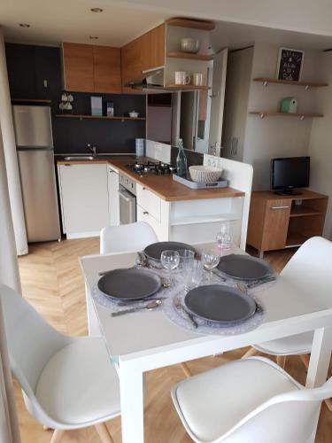 Kitchen, Mobilhome la carabasse in Vias