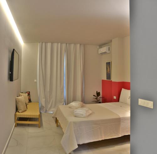 PREMIUM SUITES