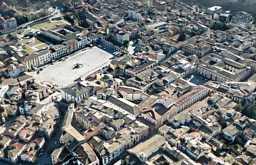 Dietro Piazza Maggiore