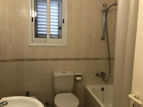 Limnaria Villas - stylish ground floor apartment