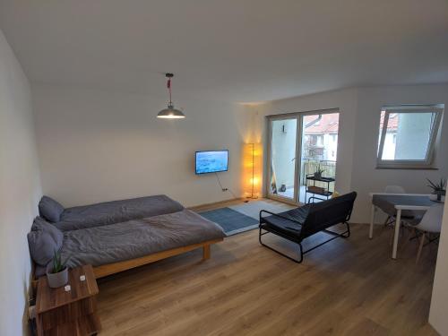 Ideales Messe Appartment 15min Fahrtweg - Apartment - Kirchheim unter Teck