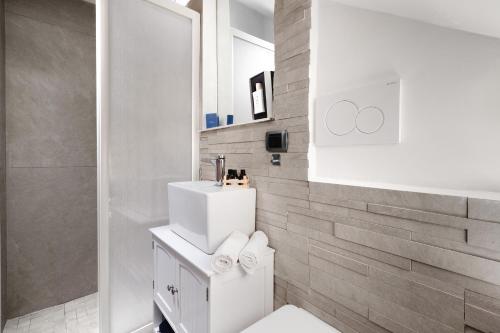 AMORE RENTALS - Villa Felice - image 4