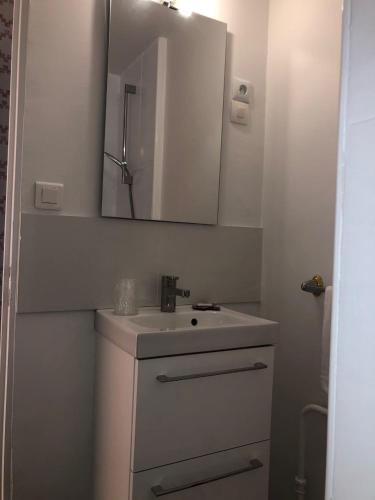 Hôtel Résidence Champerret - image 5