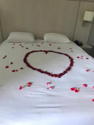 The Originals Access Hôtel La Dousseine Dreux Nord (Inter-Hotel) - image 9