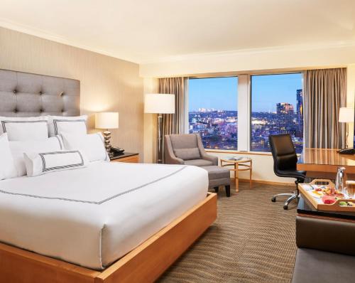 Pan Pacific Vancouver Room Type - Bedroom 2