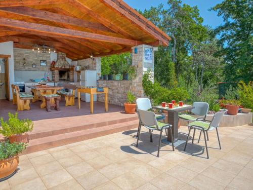 Holiday Home Kos by Interhome in Ruzici