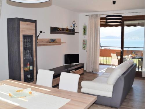  Apartment La Perla di Laveno by Interhome in Laveno-Mombello