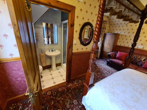 Bluebell House - image 5