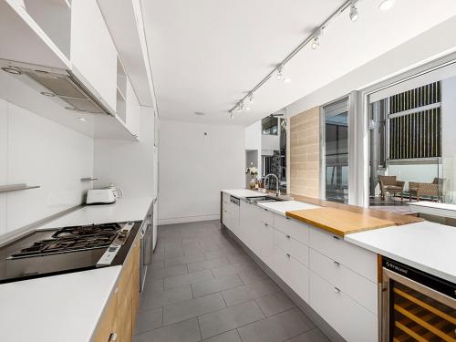 Ultimate light and space, Noosa Heads