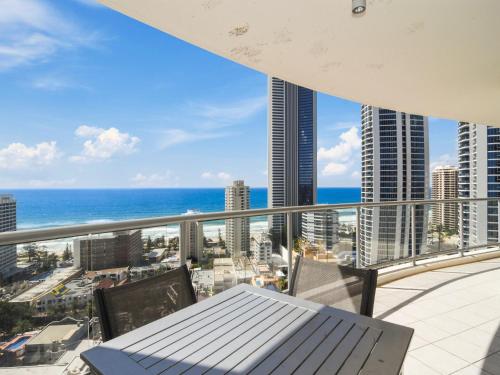 Three-Bedroom Apartment with Ocean View (High Floor) room in High-Rise Haven in the Heart of Surfers