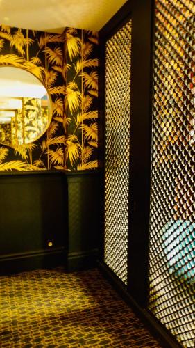 Hôtel Noir - image 2