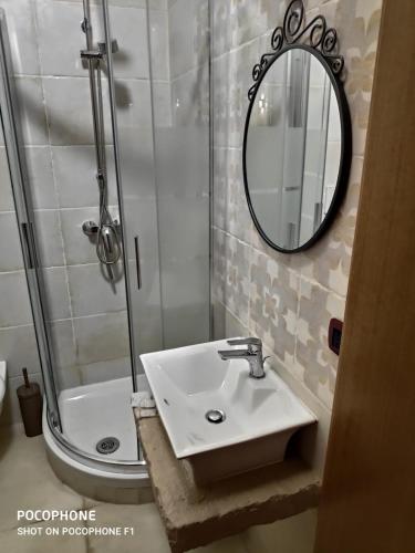Appartamento Suite Santa Teresa - image 4
