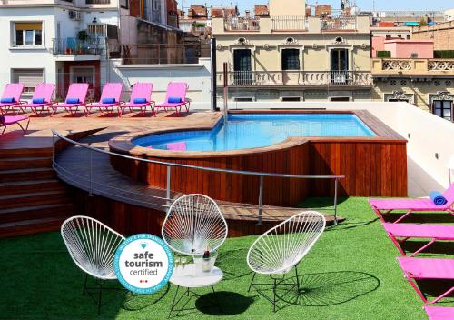 Swimming pool, TWO Hotel Barcelona by Axel 4* Sup- Adults Only in Sant Antoni