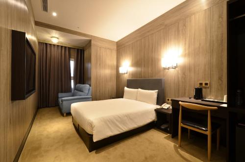 room detail thumbnail 0