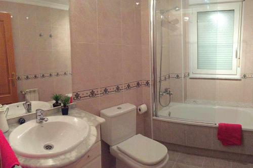 Vivienda en 1ª Linea de Playa Rapadoira Foz - image 14